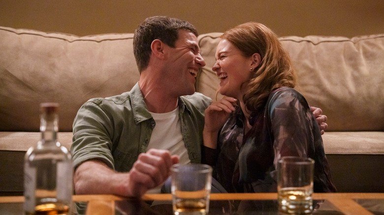 NCIS: Origins encerra semestre com casamento inesperado de Gibbs, explosão misteriosa e cameo secreto - Imagem do artigo original