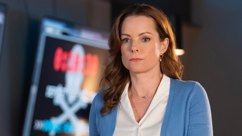 9-1-1: Nashville revela identidade da cúmplice interna e encerra mistério hacker de cinco anos - Imagem do artigo original