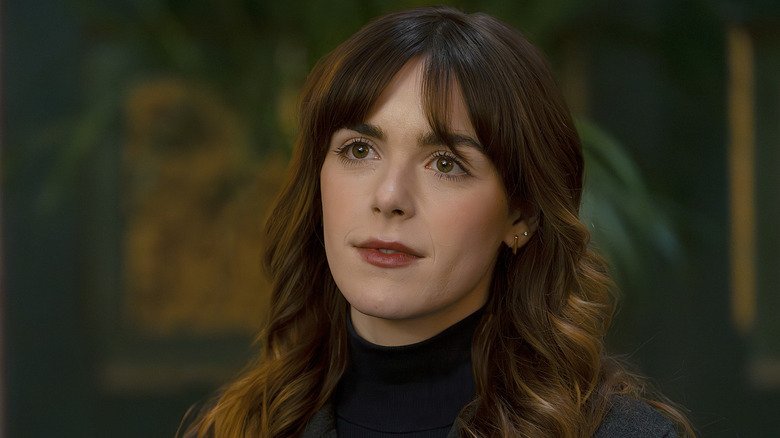 Kiernan Shipka analisa ménage em Industry e a química silenciosa de Hayley com Yasmin - Imagem do artigo original