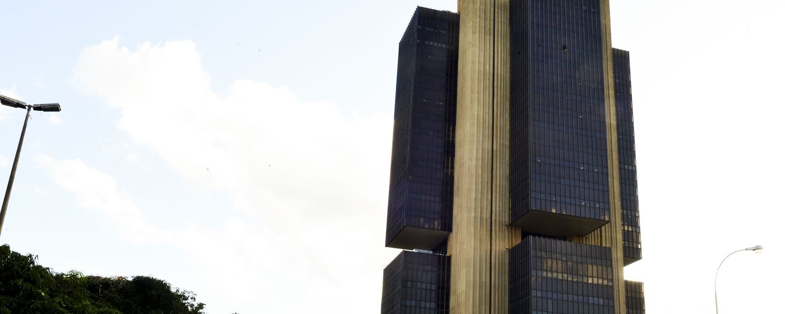 Banco Central endurece requisitos para provedores de TI e eleva barreiras de segurança no sistema financeiro - Imagem do artigo