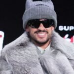 Bad Bunny transforma o intervalo do Super Bowl em palco político após vitória no Grammy