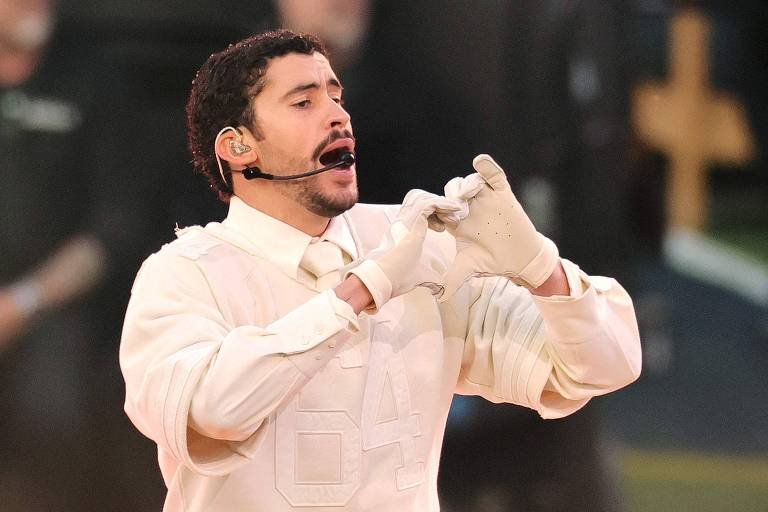 Bad Bunny lidera agenda de shows em São Paulo com turnê “Debí Tirar Más Fotos” e ingressos quase esgotados - Imagem do artigo original