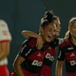 Flamengo vence Bragantino por 4 a 2 e defensoras garantem 100% de aproveitamento no Brasileiro Feminino